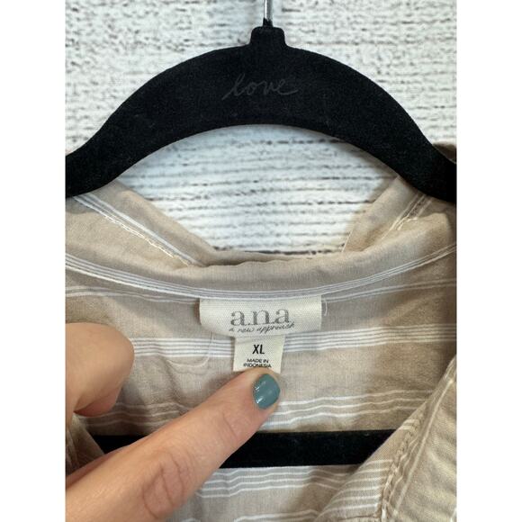 A New Approach Women's Cream & White Striped Button Up Top Size XL - Picture 2 of 9